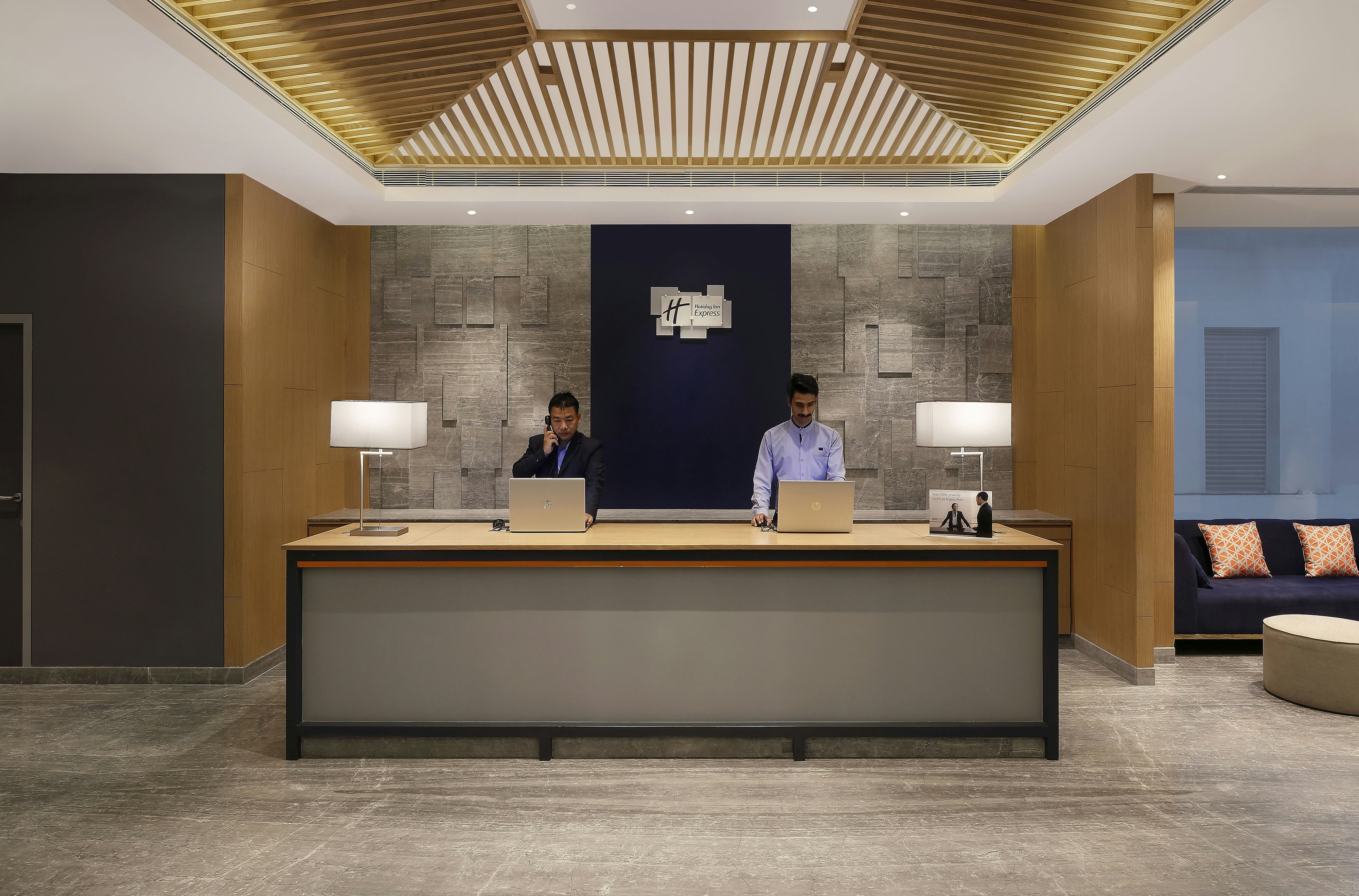 Holiday Inn Express Chennai Omr Thoraipakkam 8/76