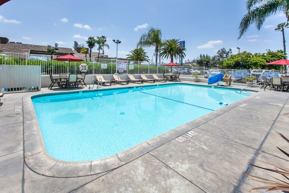 Motel6 Rosemead, CA - Los Angeles 33/46
