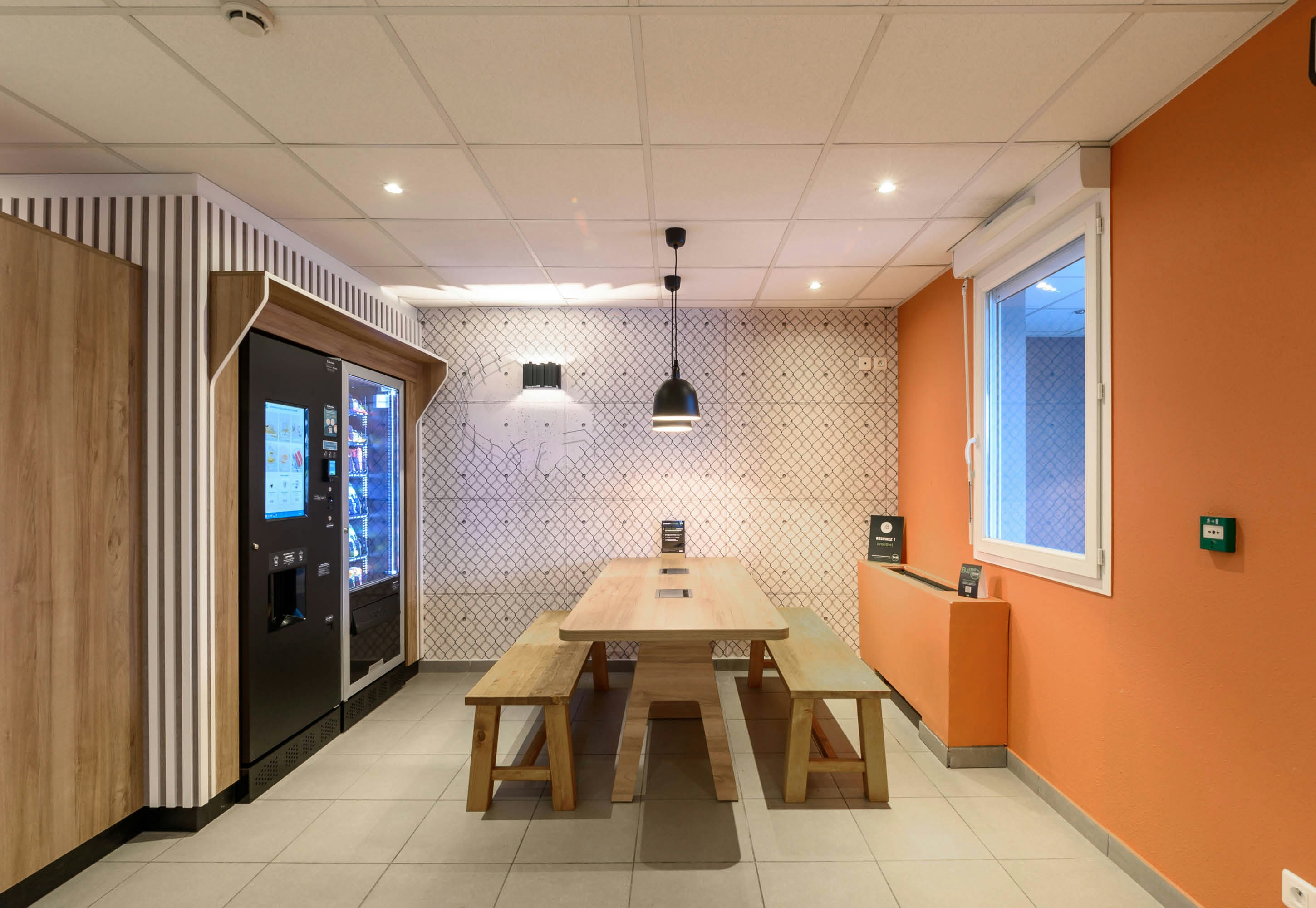 B&B HOTEL Compiegne Thourotte 18/30