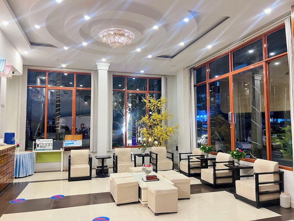 Aristocrat Residence Hotel 54/80
