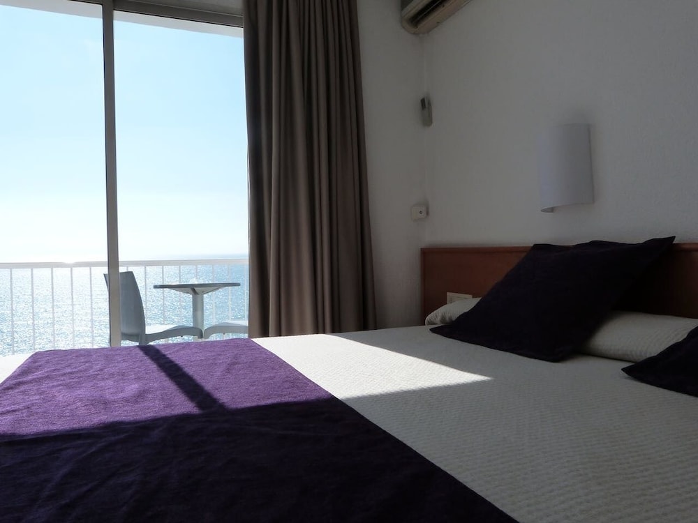 Gran Sol Hotel 14/68