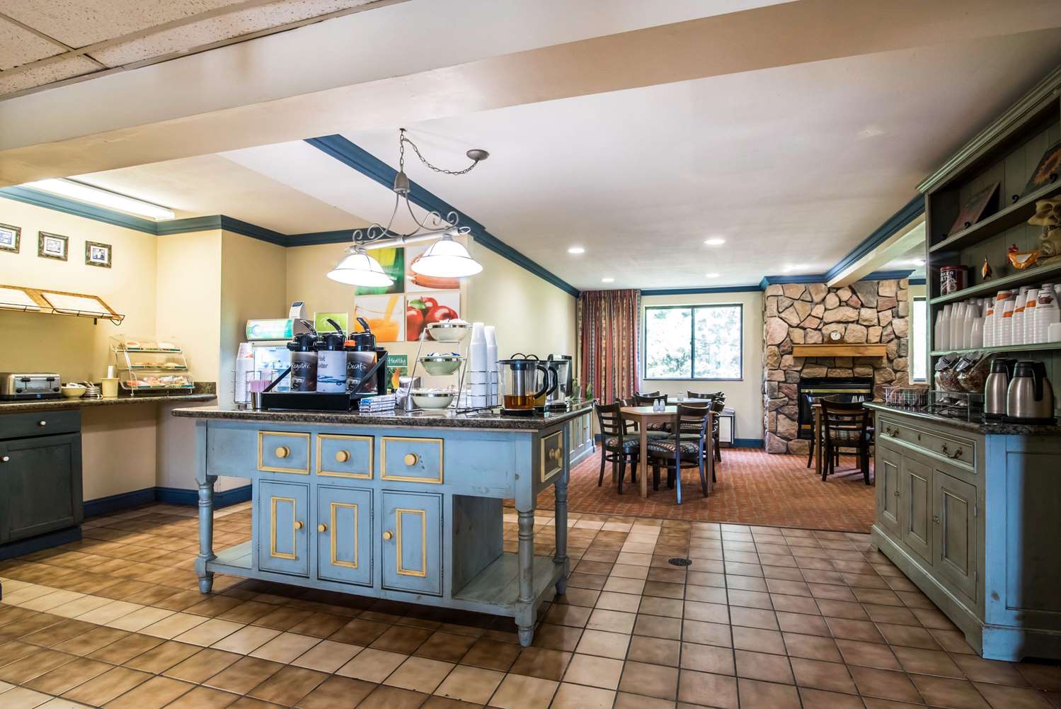 Quality Inn Cortland - University Area 17/18