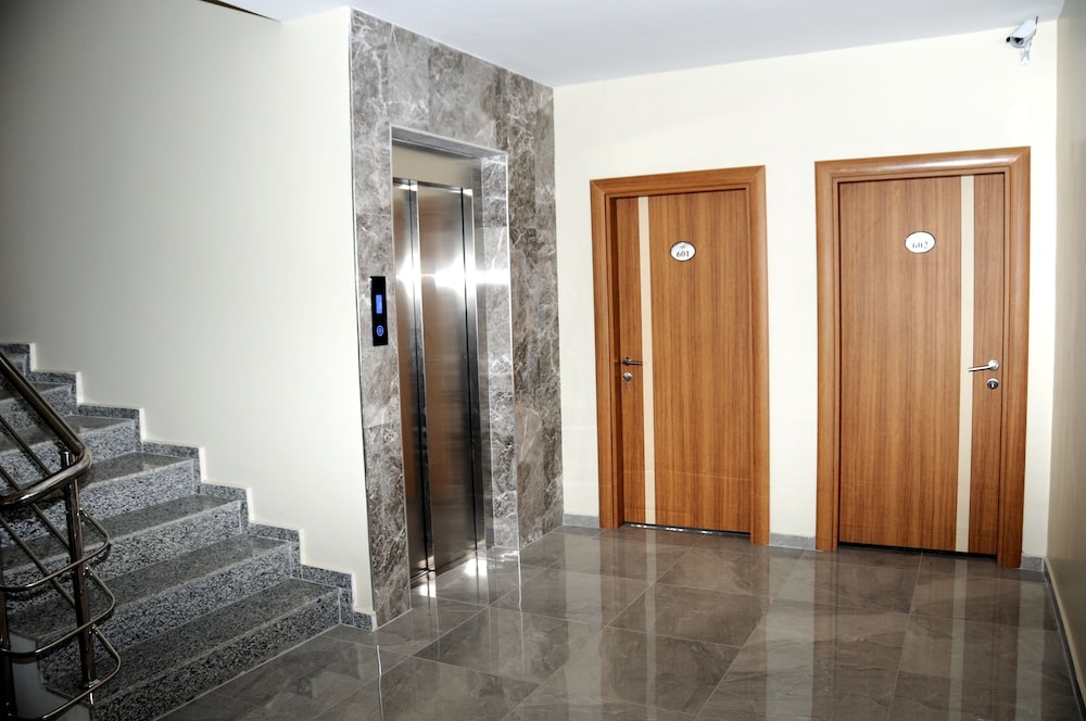 Tehran Boutique Hotel 25/48