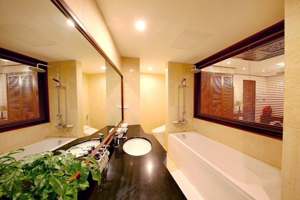 Hanoi Nostalgia Hotel & Spa 64/64