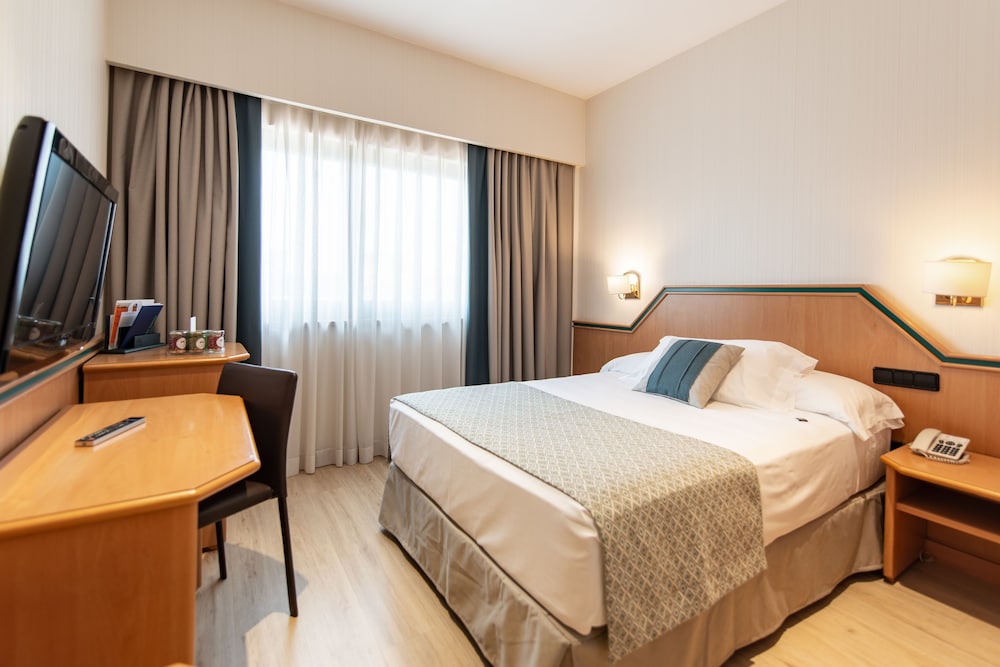 Room at Praga Hotel, MADRID