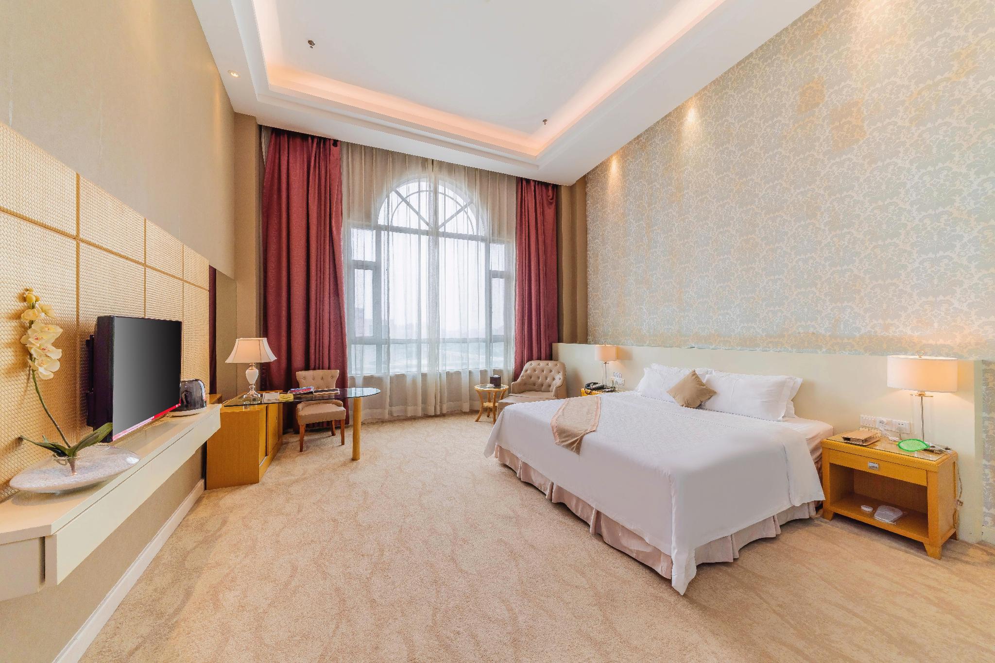 Regency Hotel 29/56