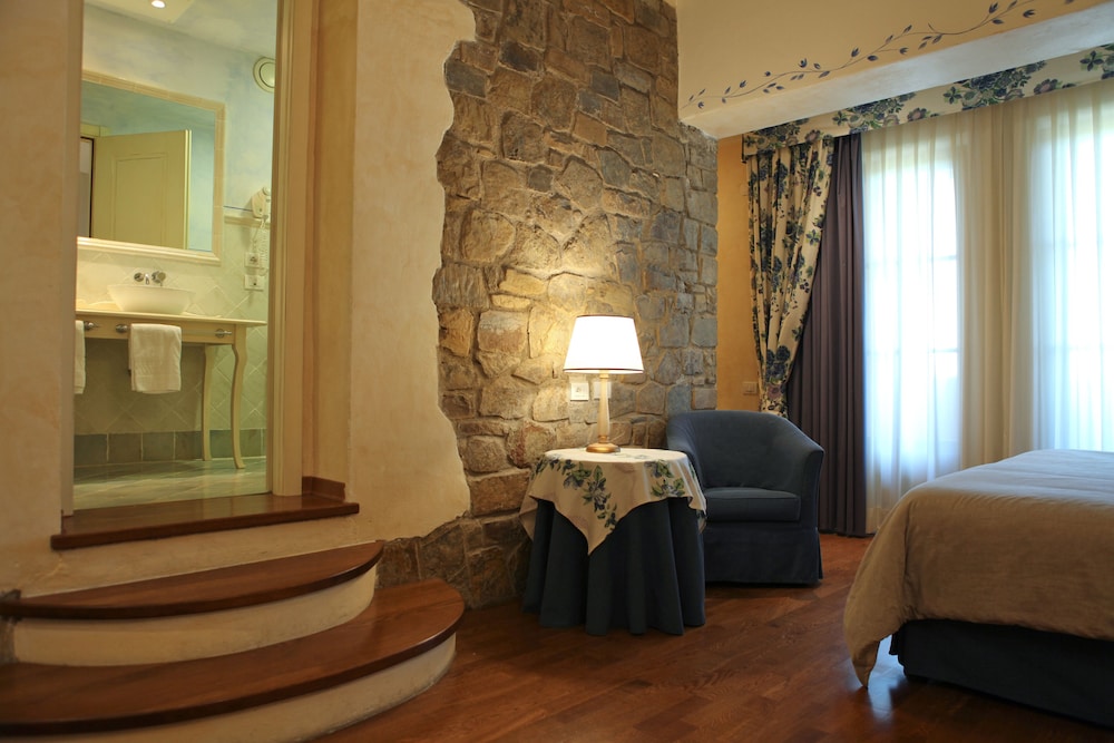 BORGO DI CORTEFREDA 47/92
