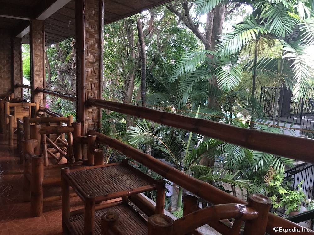 Loves Beach And Dive Resort 25/37