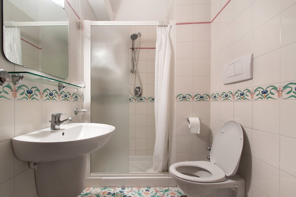 Hotel Metropole 23/27