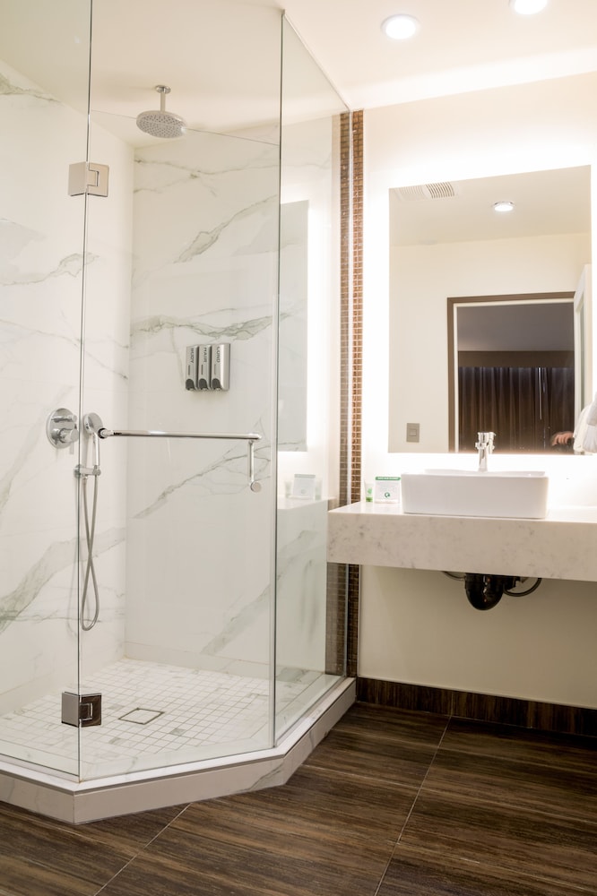 Hotel Xilo Glendale 28/51