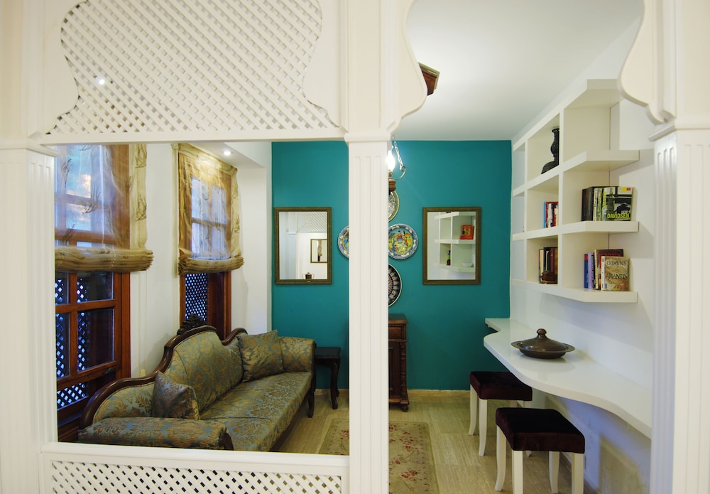 Argos Hotel - Adults Only 58/75