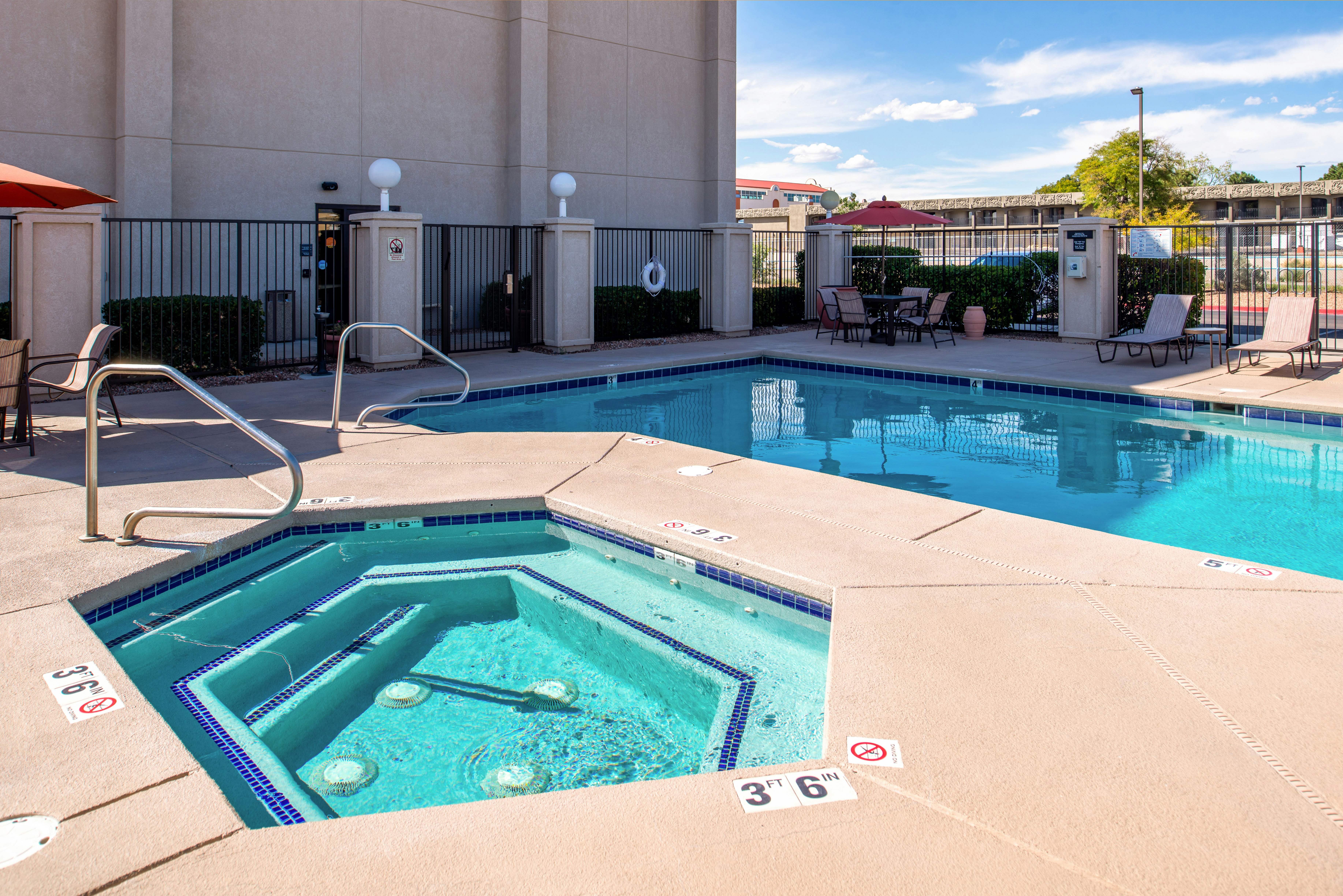 Hampton Inn Albuquerque University Midtown 37/55