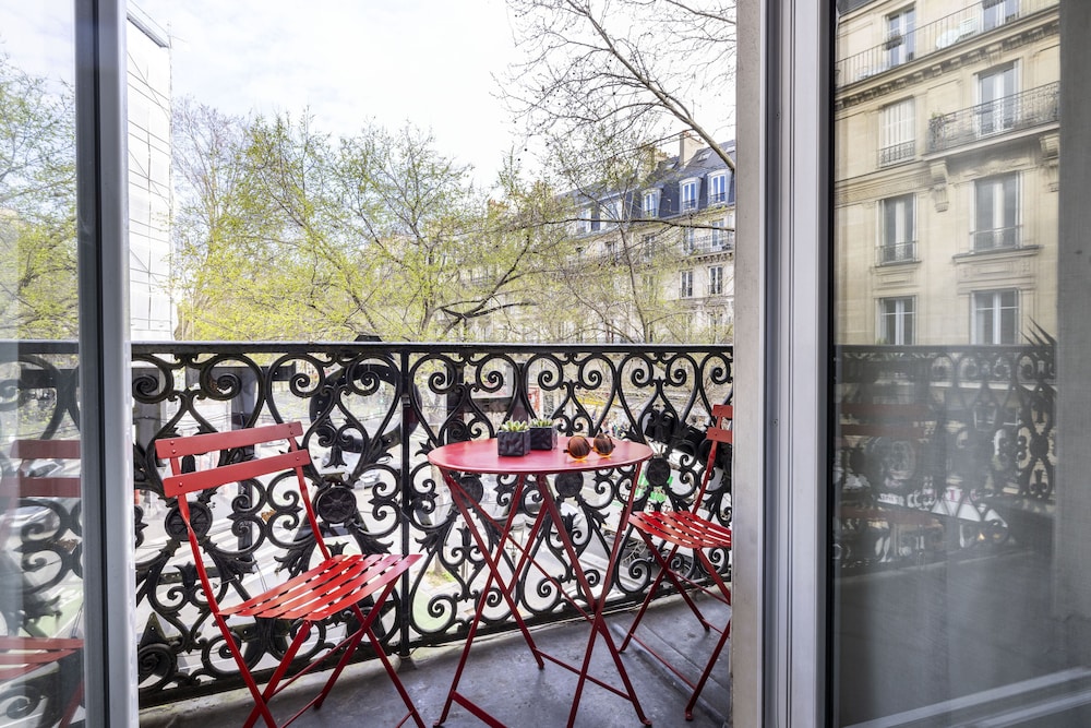 Avalon Hotel Paris Gare Du Nord 46/71