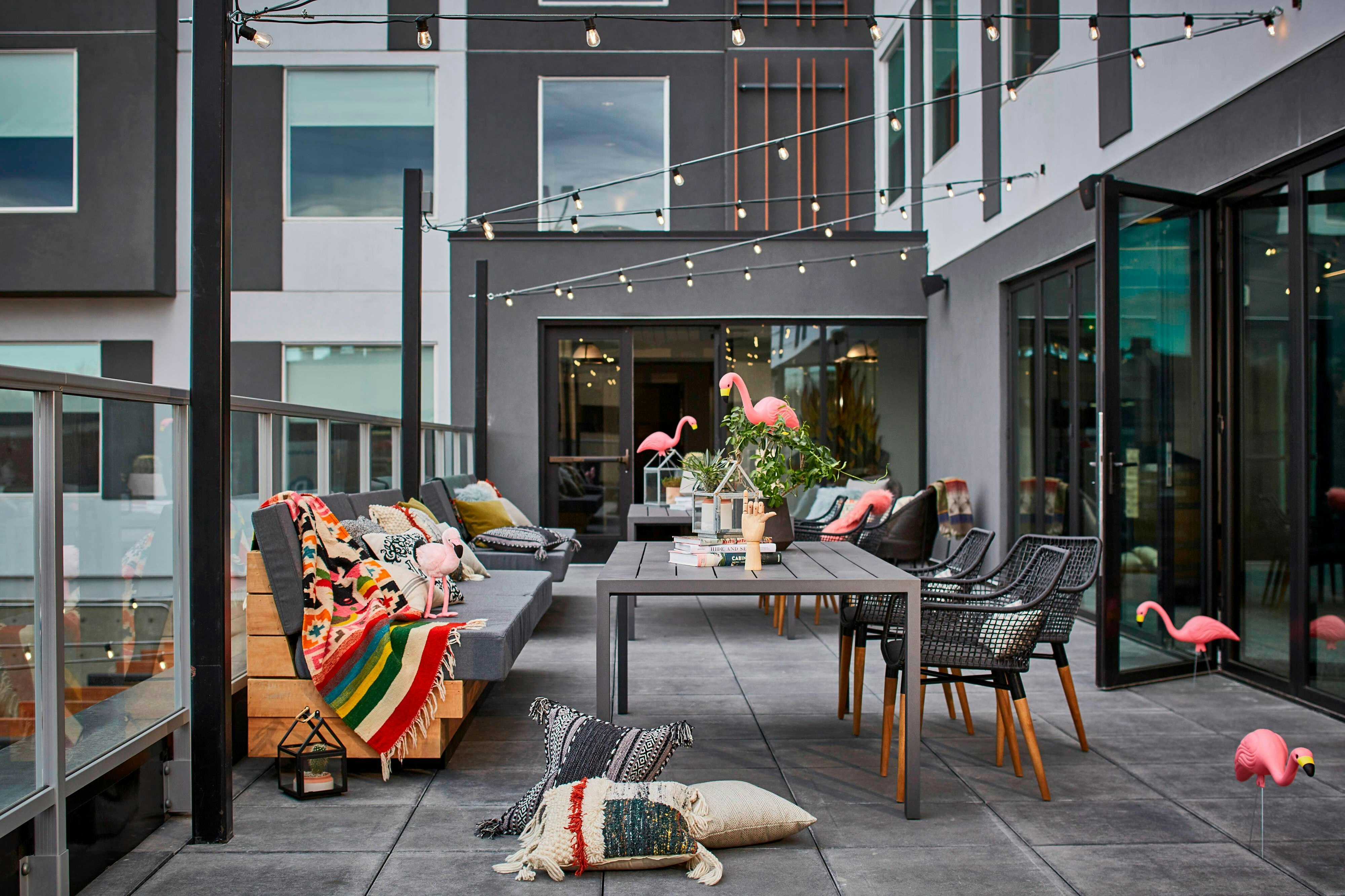 Moxy By Marriott Denver Cherry Creek 33/53