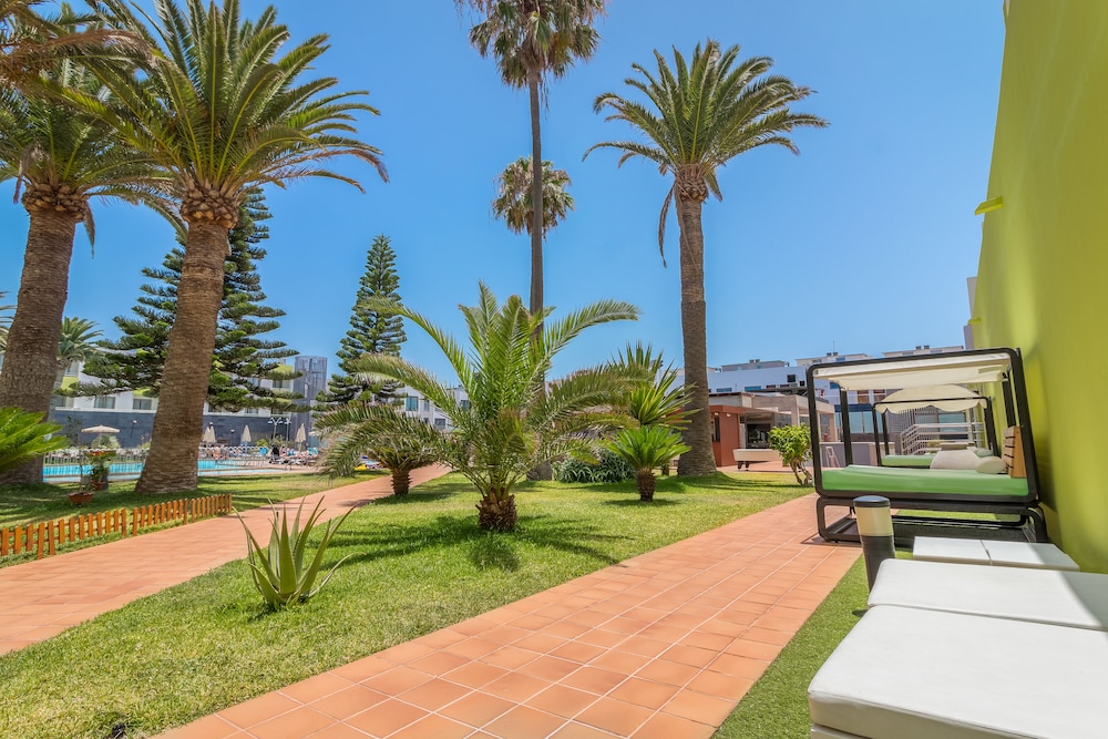 Hotel LIVVO Corralejo Beach 58/70