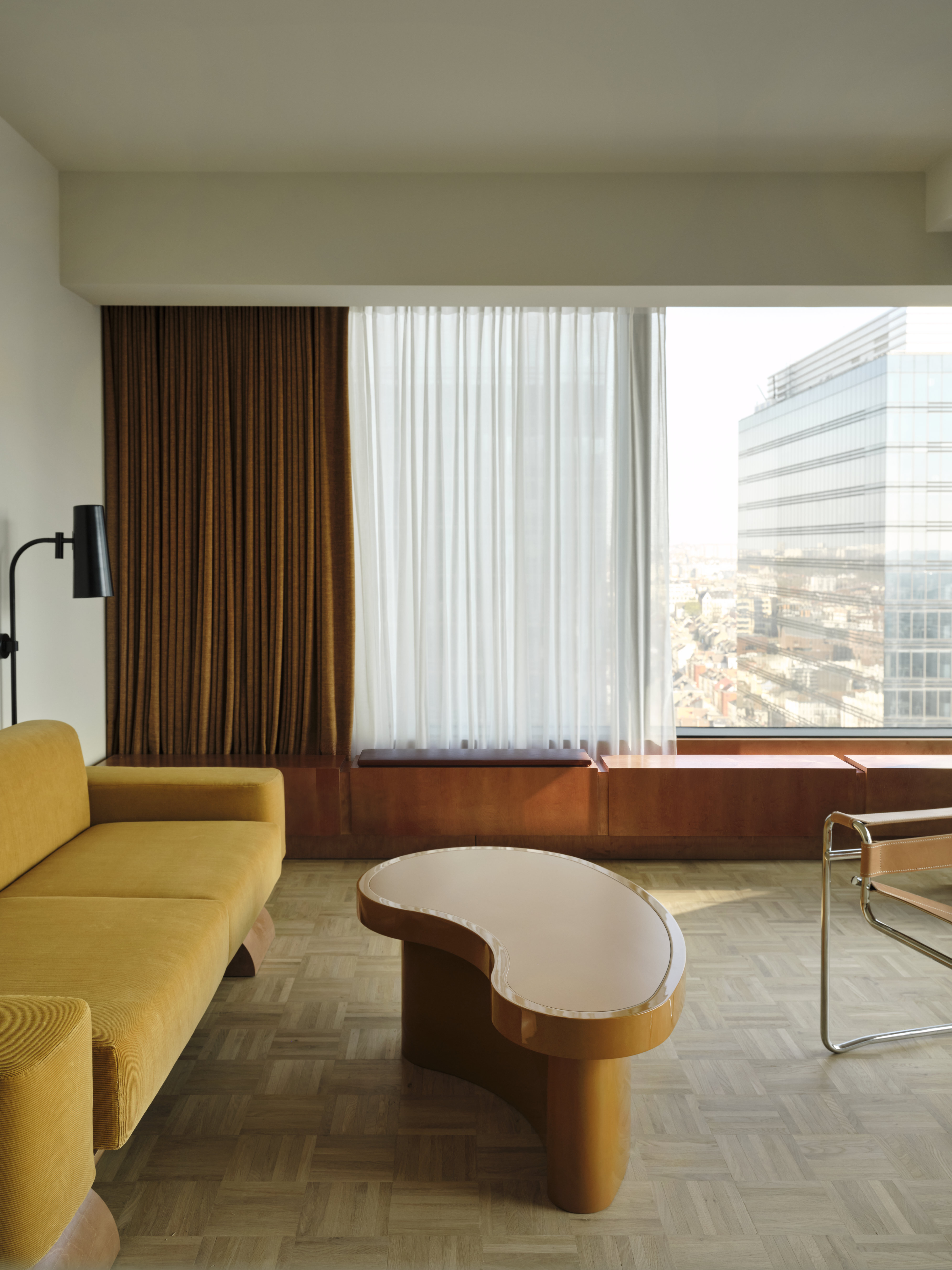 The Standard, Brussels 37/53