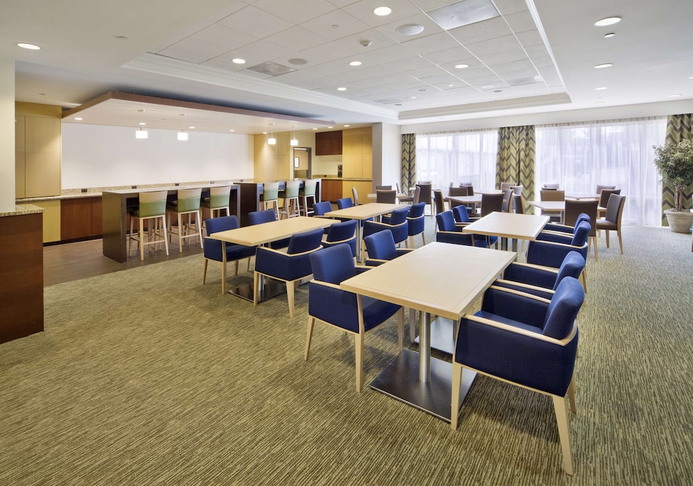 Doubletree By Hilton Hotel Nanuet 54/62
