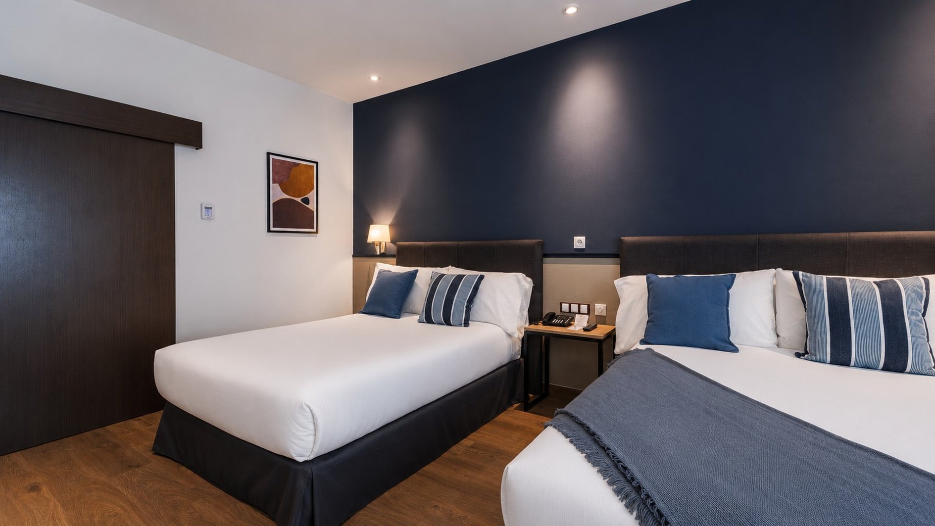 Crowne Plaza Madrid Airport Hotel 24/76