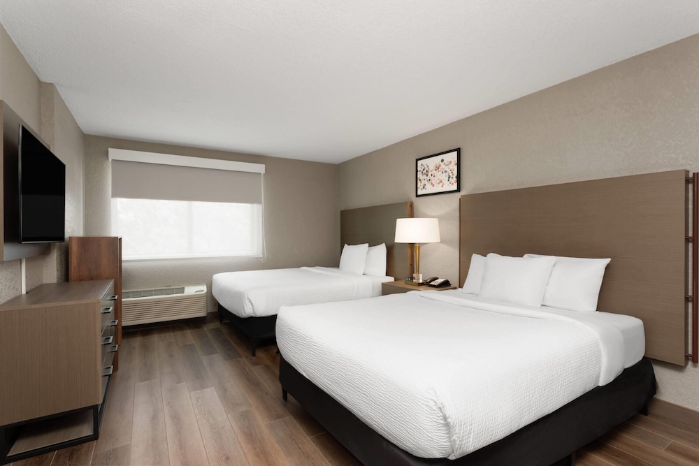 Hawthorn Extended Stay by Wyndham Ft Lauderdale Cypress Crk 15/46