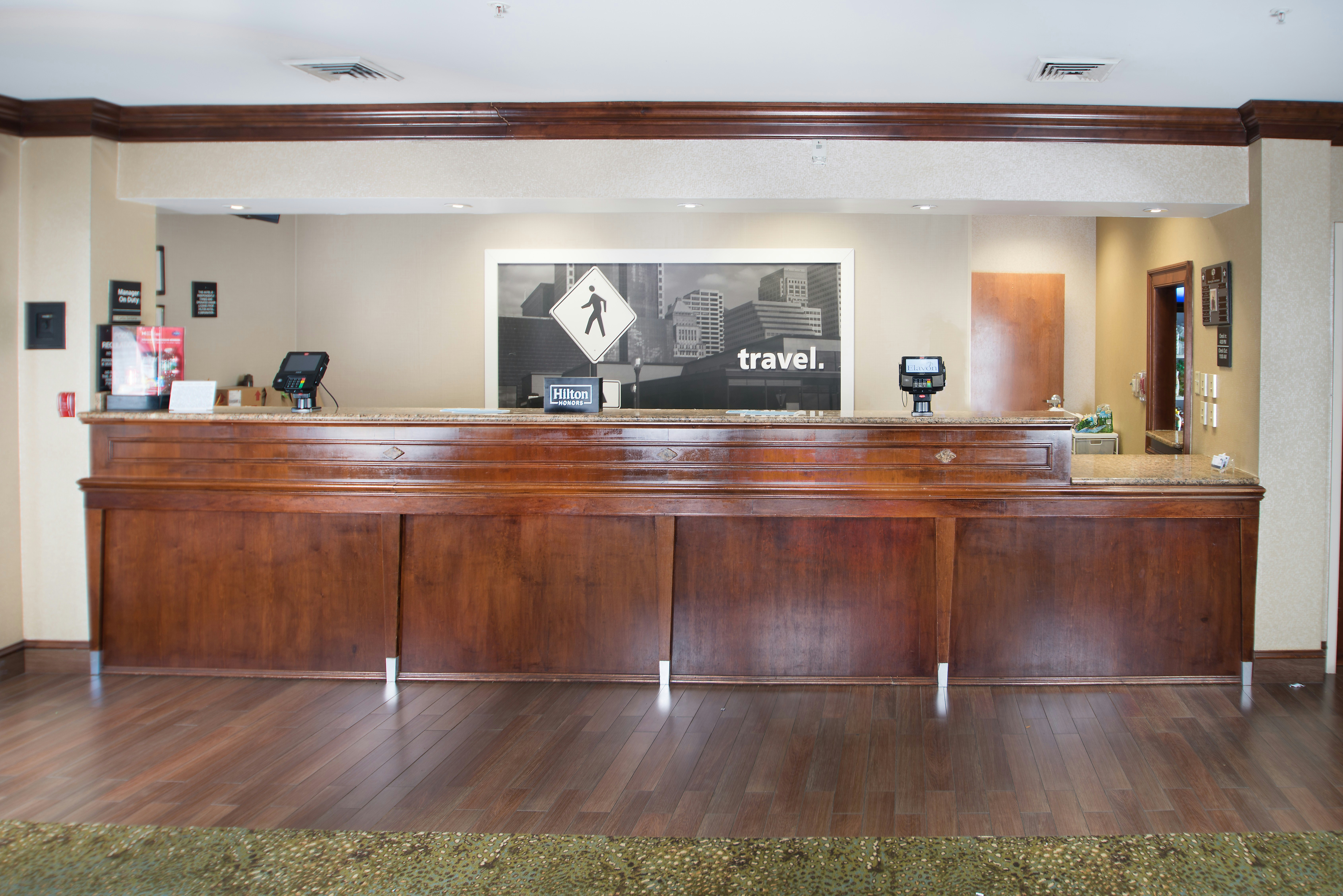 Hampton Inn Linden 8/75