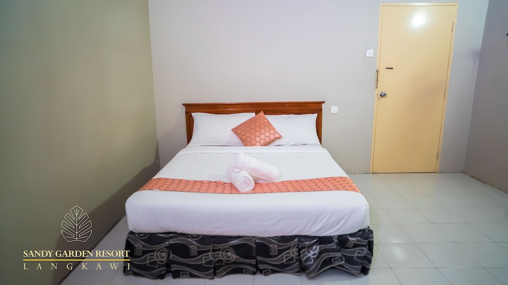 Sandy Garden Resort 13/40