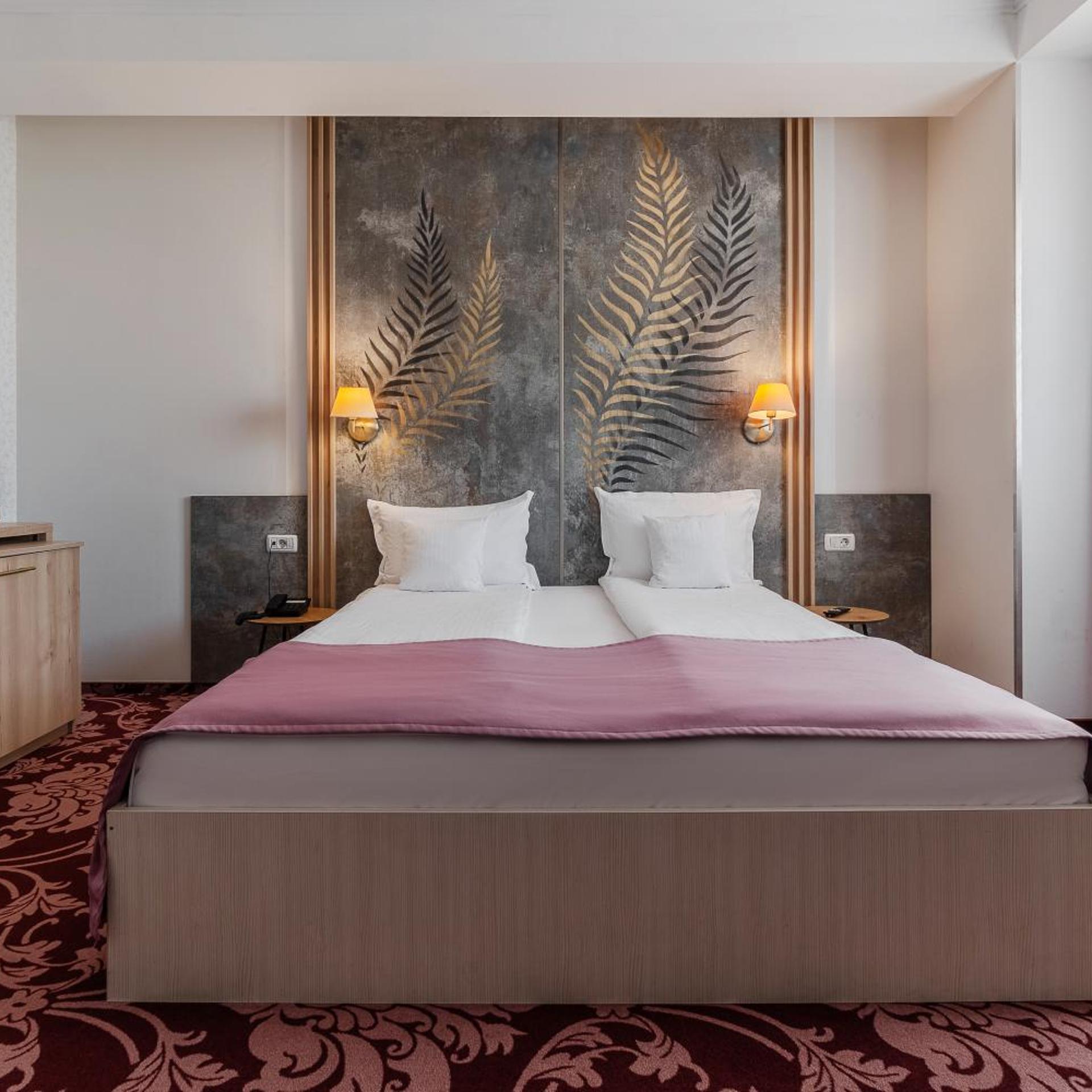 Room, Single, Indoor Jetted Pool, Hot Tub