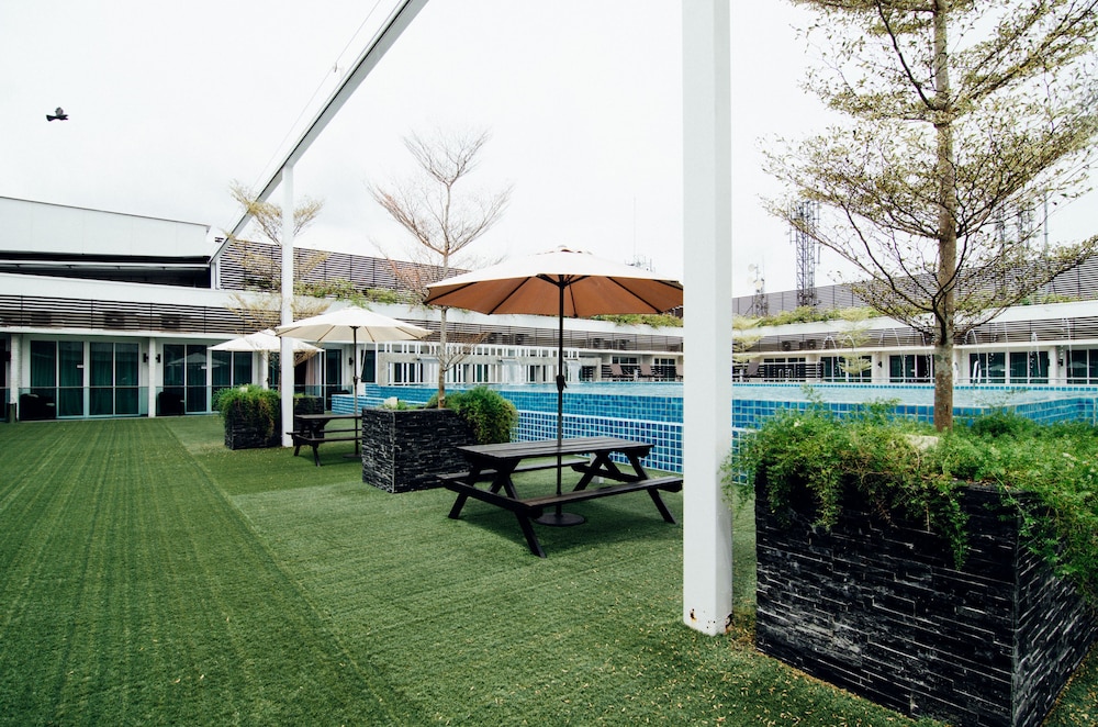 Sfera Hotel 57/59