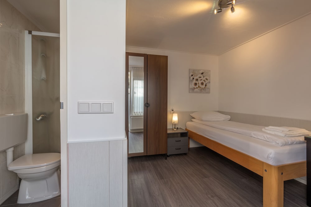 Hotel Pension Randenbroek 27/42