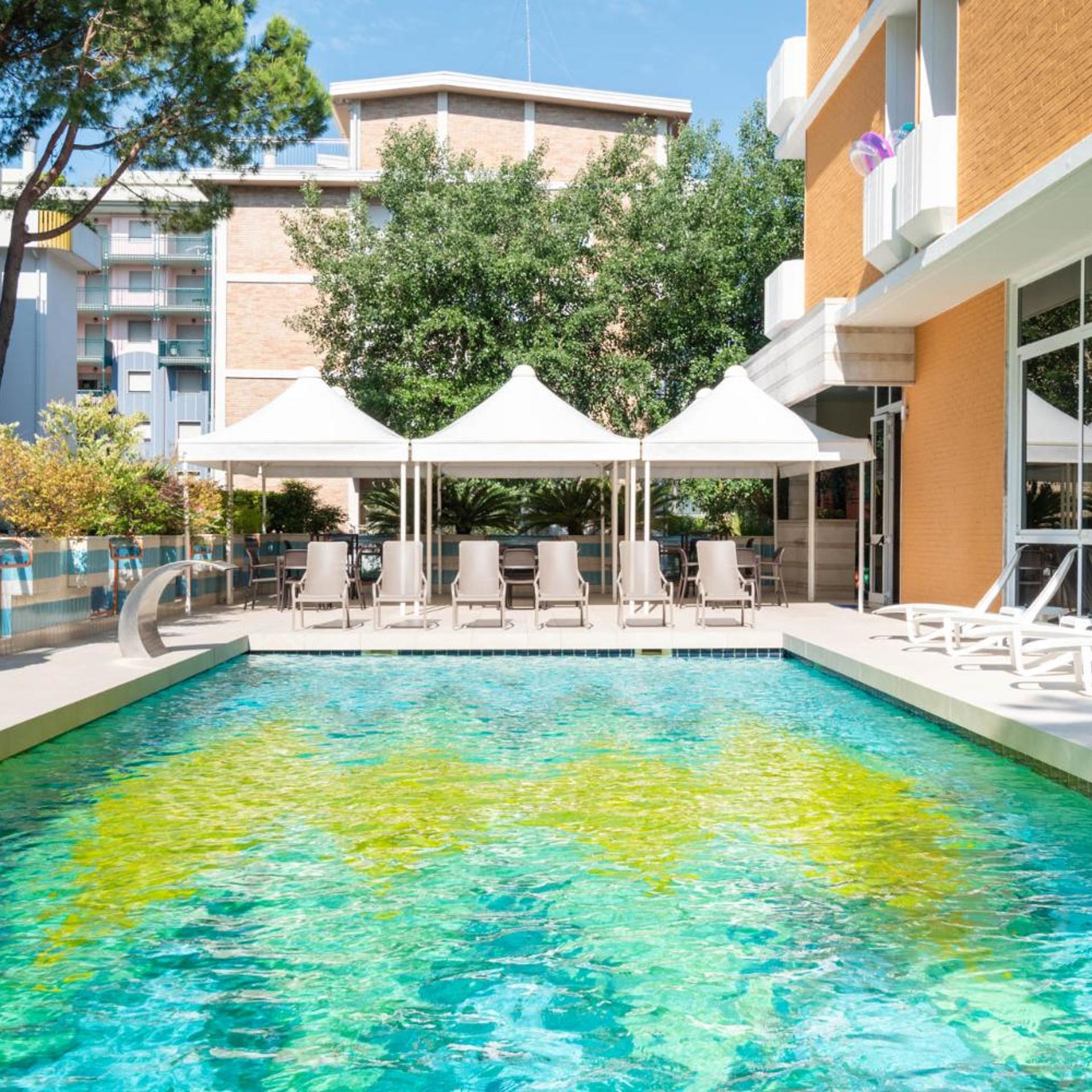 Continental B&B City Hotel 46/50