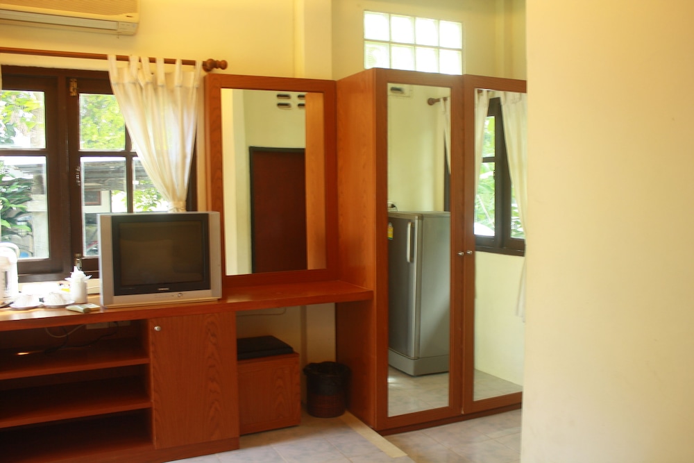 Samui Honey Backpacker Bungalow 9/15