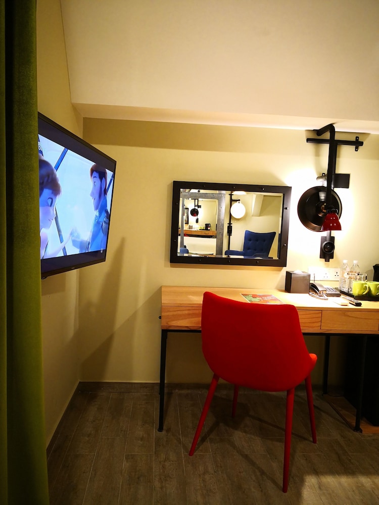 Dash Box Hotel Cyberjaya 37/48