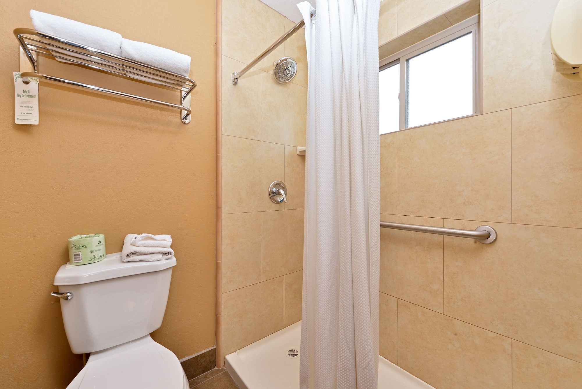 غرفة قياسية بسرير كينج، Royal Sun Inn & Suites 6/9