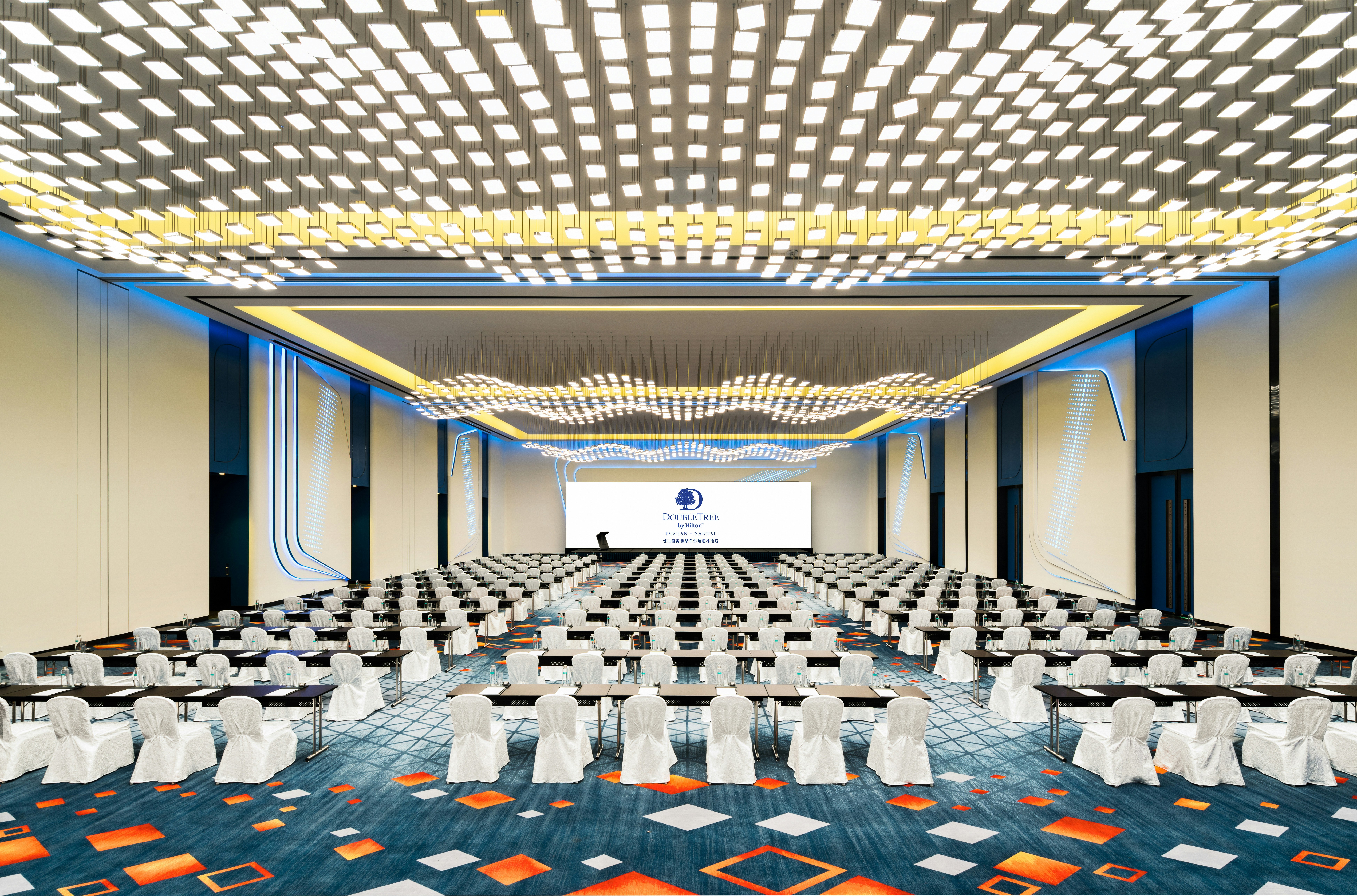 DoubleTree by Hilton Foshan-Nanhai 27/35
