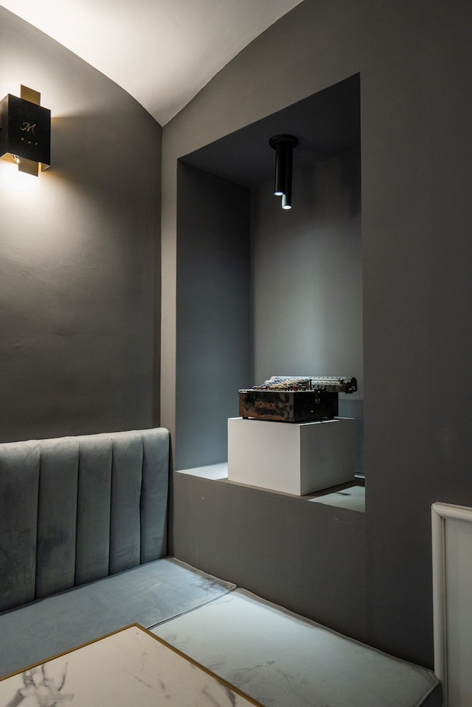 Relais Manzoni 46/55