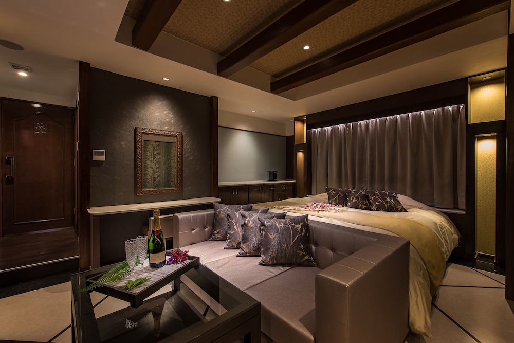 HOTEL ZEN - Adults Only 10/11