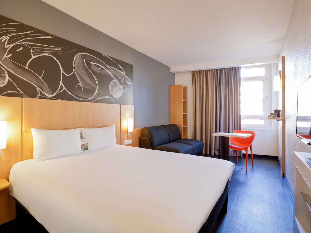 Hotel Ibis Annecy Centre Vieille Ville 28/73