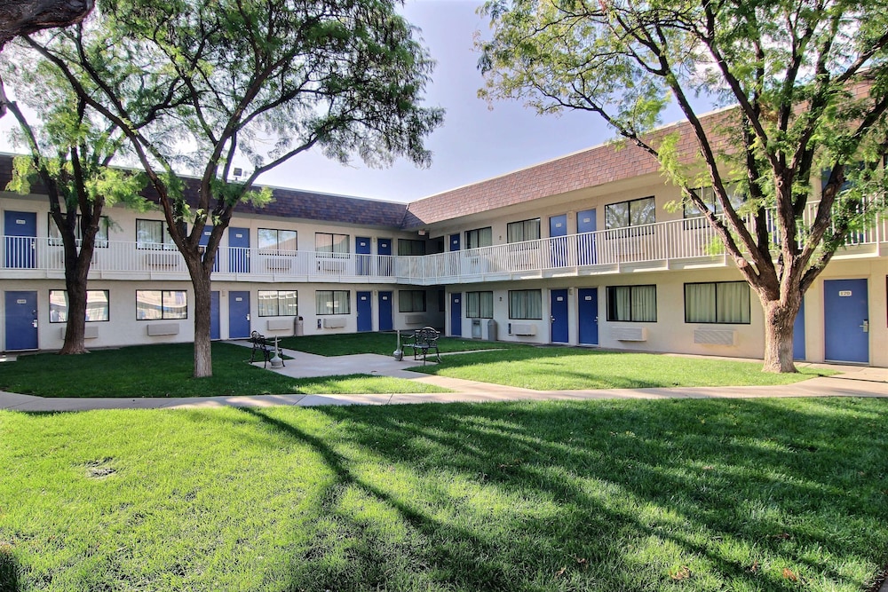 Motel6 Lubbock, TX 34/42