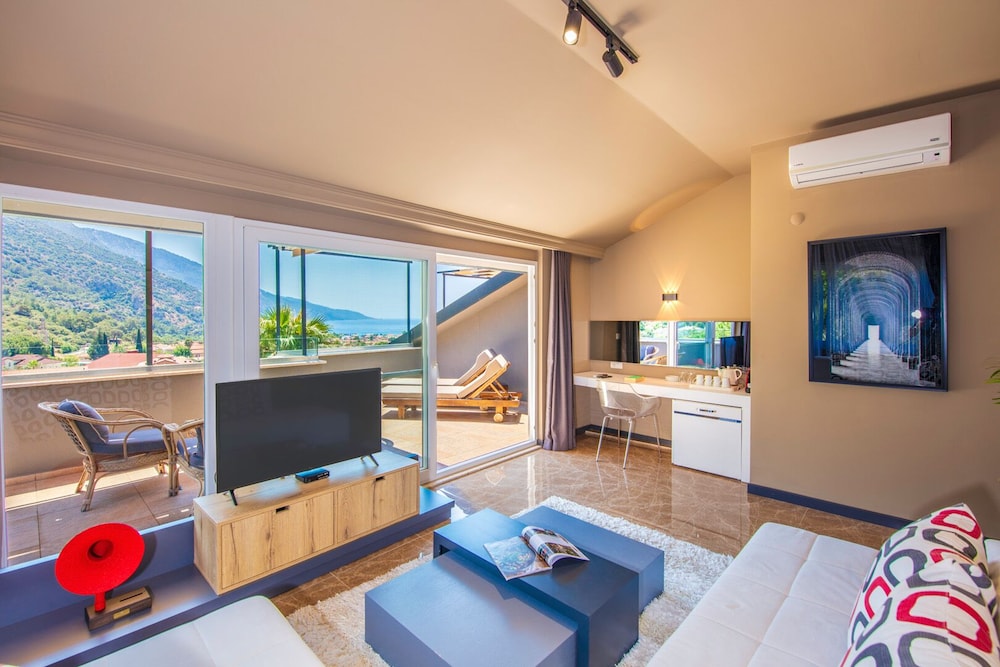 Morina Deluxe Hotel 34/50