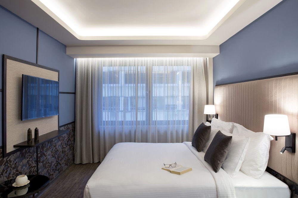 EXECUTIVE, DOUBLE BED, CITY VIEW