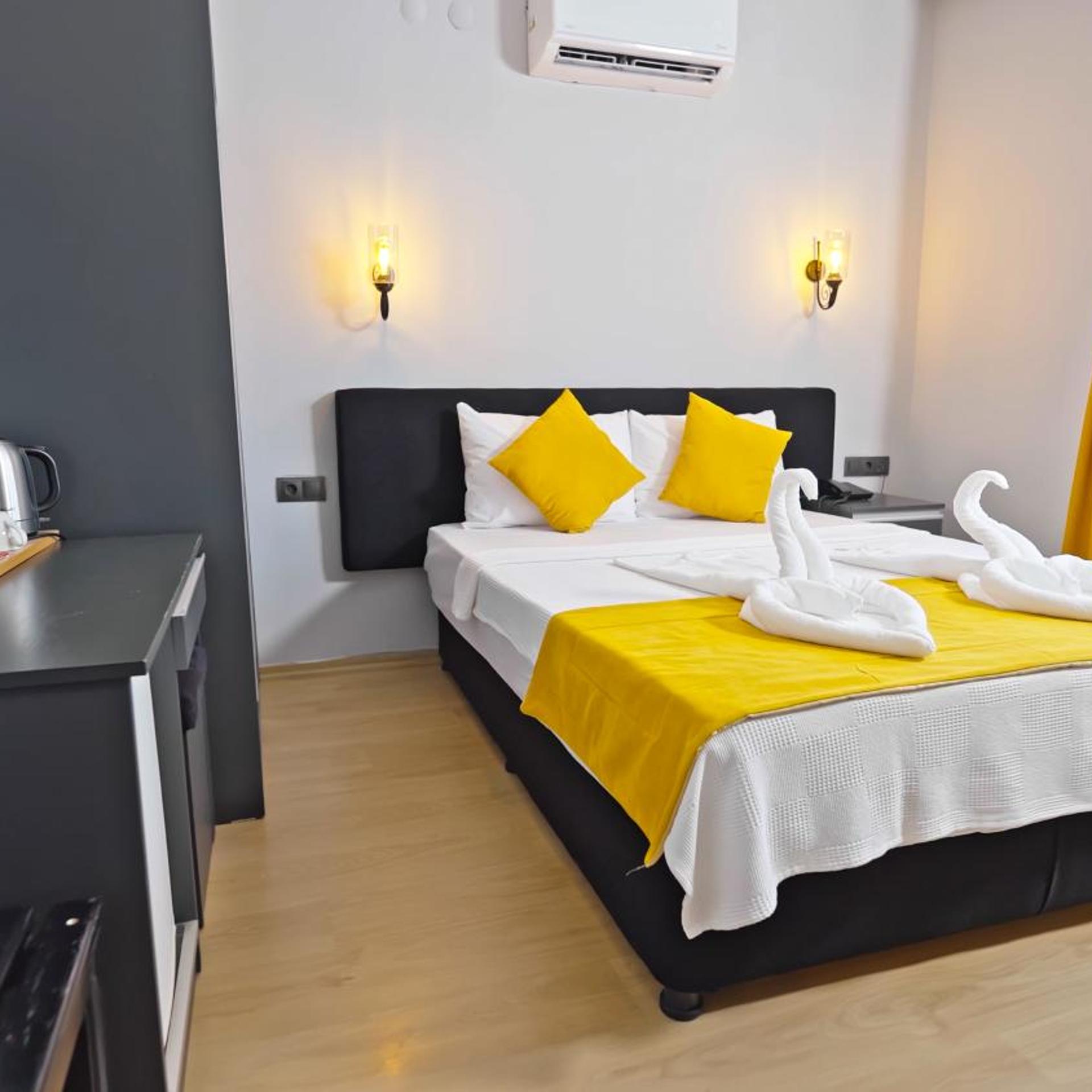 Room, Double or Twin Bed, Land View