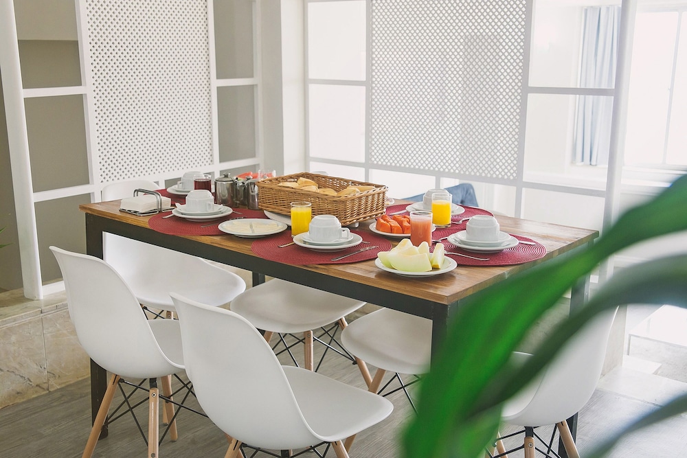 Clh Suites Domingos Ferreira 57/67