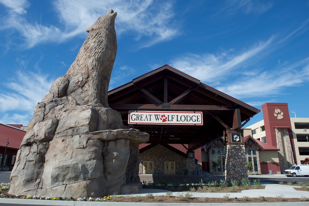Great Wolf Lodge - Anaheim Ca 1/66