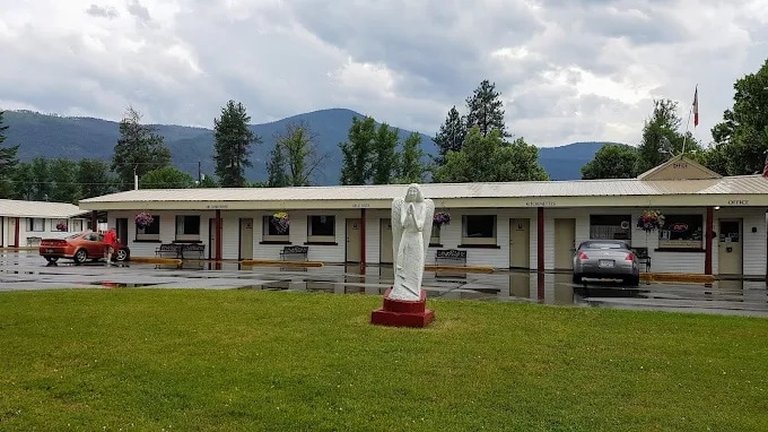 THE VICTORIAN MOTEL AND RV PARK by Capital O in GRAND FORKS - BC
