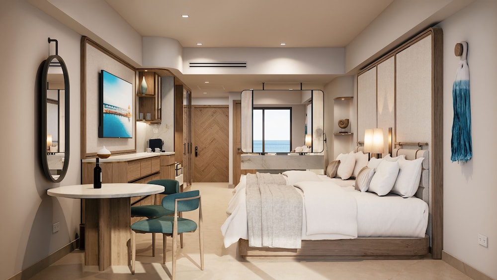 SUPERIOR, DELUXE, LAGOON VIEW