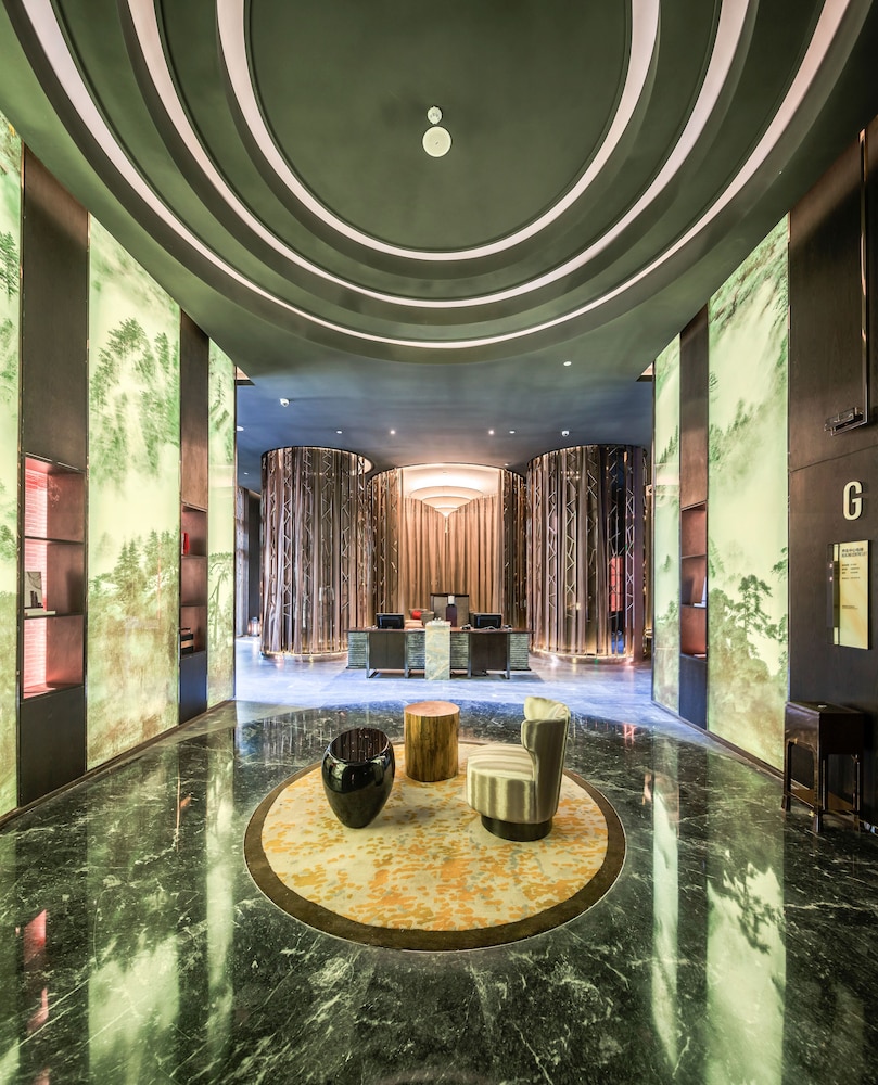 Grand Bay Hotel Beijing 9/70