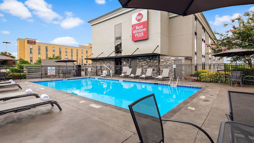 Best Western Plus Greenville I-385 Inn & Suites 5/53