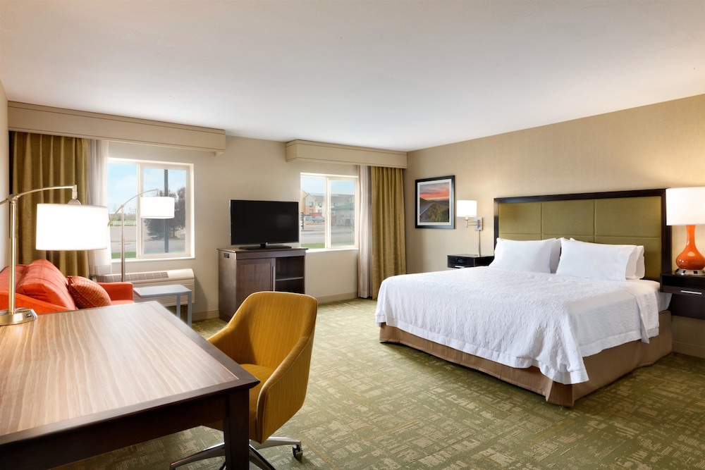Summit Suites 7/34