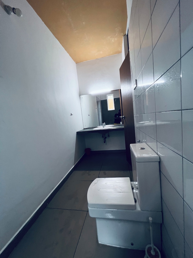 My Hostels Mirissa 30/31