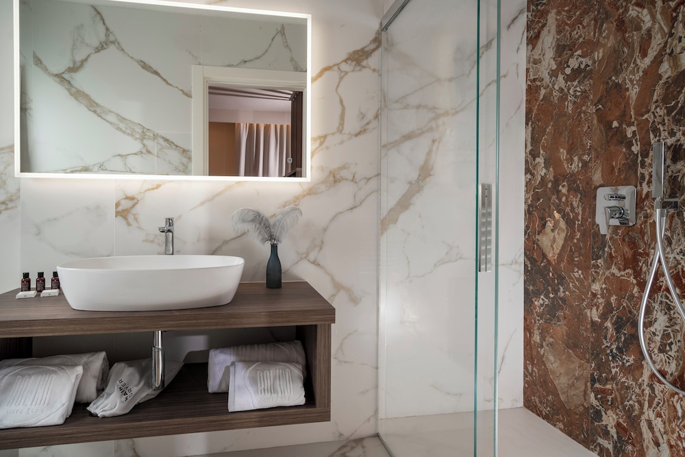 Bolina Suite & Spa 36/36