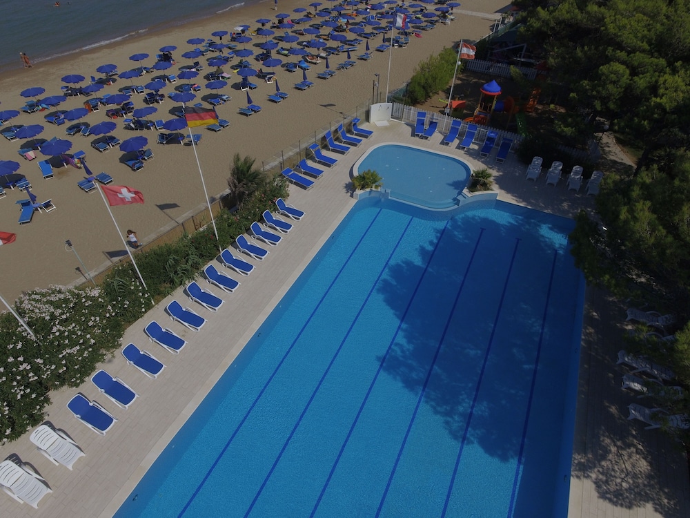 Villaggio Gabbiano Beach 18/37